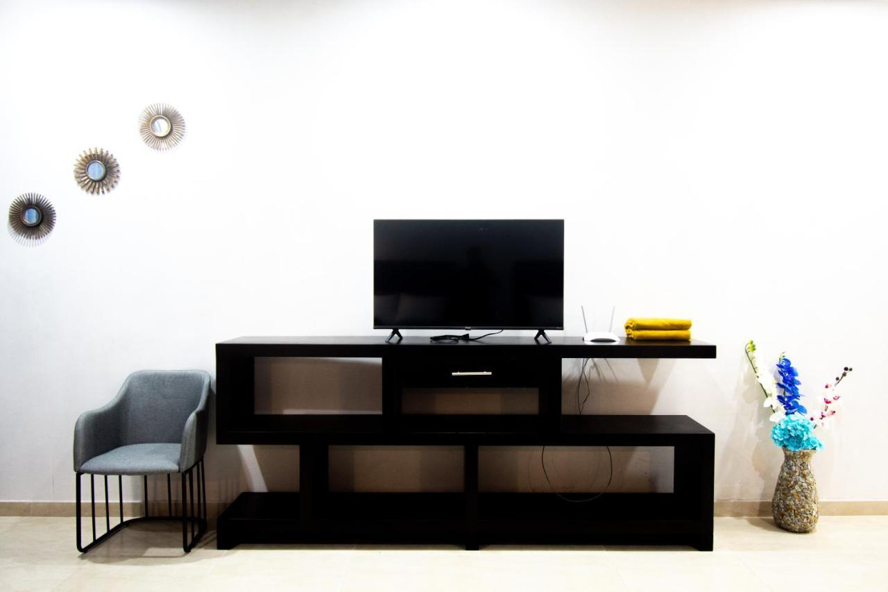 Hotel Casa Tortuga Tulum - Cenotes Park Inclusive Ngoại thất bức ảnh A TV stand